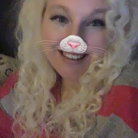 Meet your Posher, Kristen - Picture 5 of 6